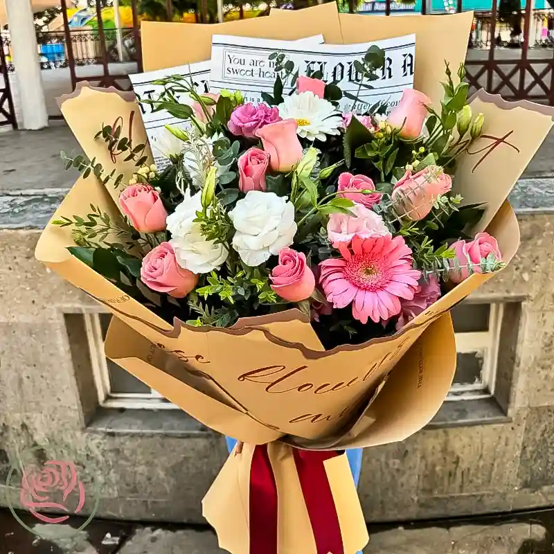 💖 Promesa de Amor: Un Ramo que Encarna la Dulzura y el Compromiso 🌸